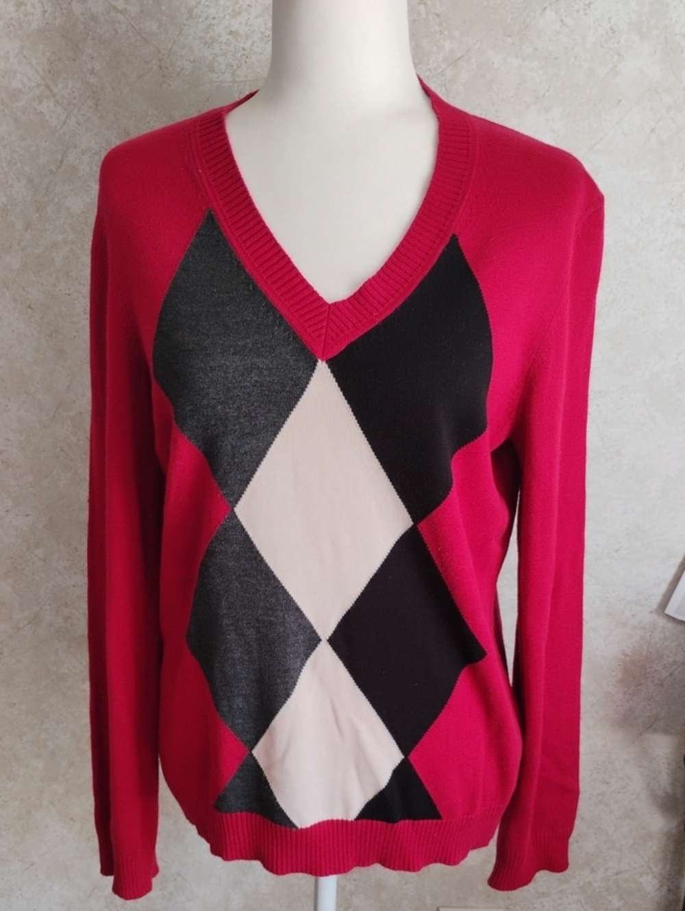 Van Heusen Burgundy Argyle V-Neck Sweater with Black and Cream Diamonds, Preppy